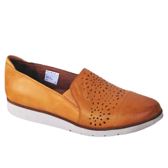 Cobb Hill women tan flat loafers Size 10 - Picture 3 of 10